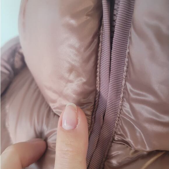 Athleta 800 Fill Down Puffer Vest Pink Women’s Small Removable Hood EUC - Picture 12 of 16